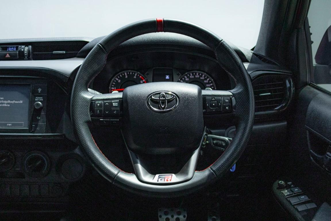 Toyota Hilux Revo Doublecab 2.8 GR Sports A/T 2022 *LK0370*